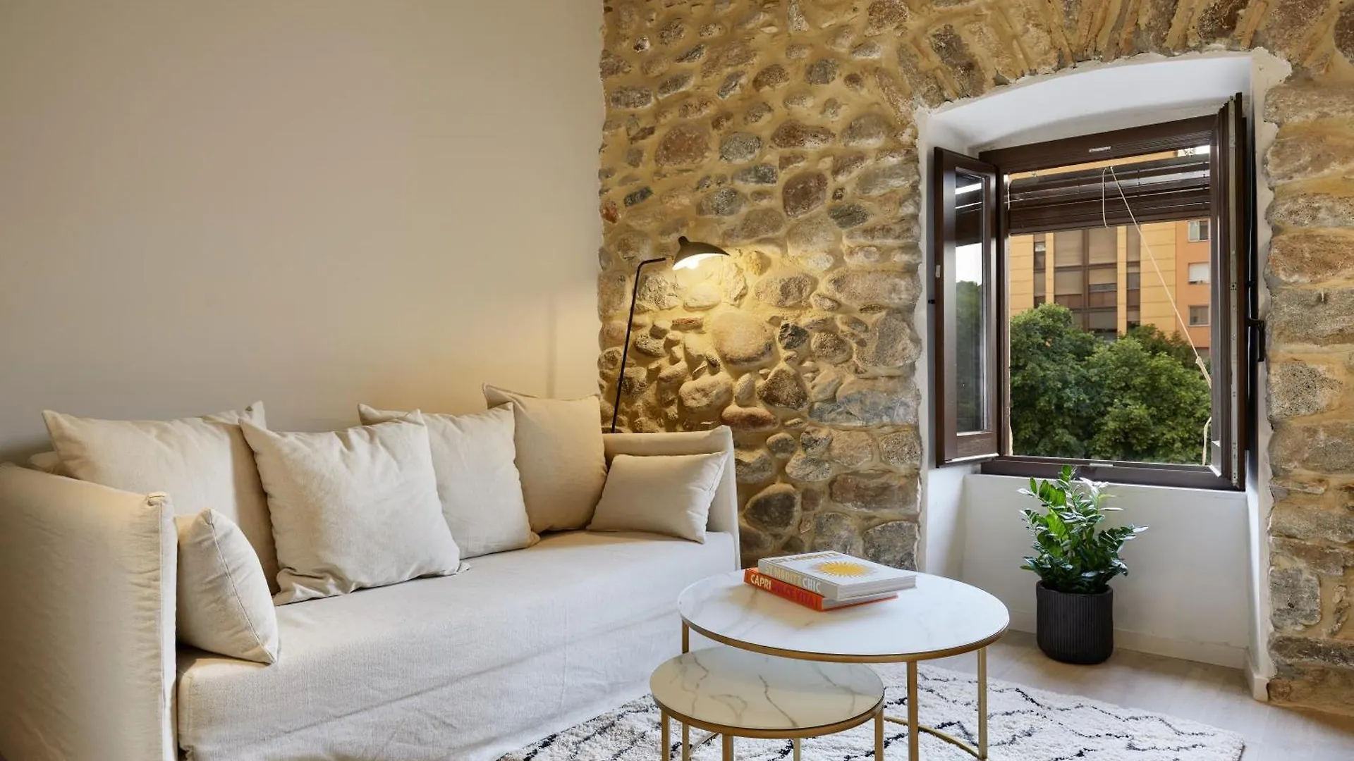 Canvas Apartments & Lofts Girona Španělsko