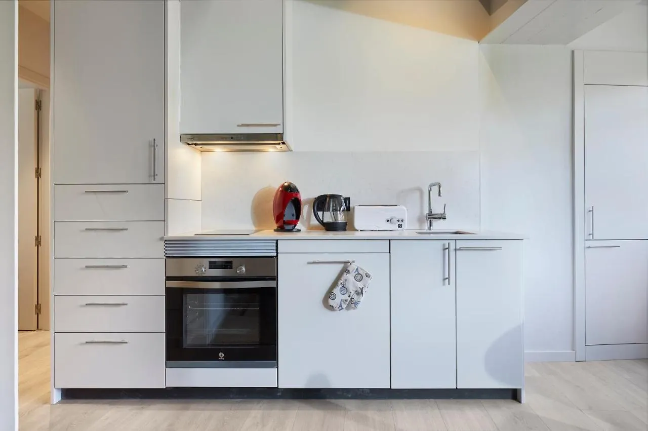 Canvas Apartments & Lofts Girona 0*,